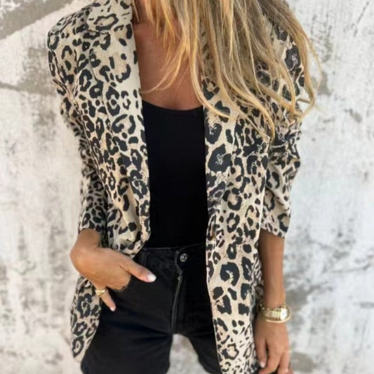 Blazer med leopardprint til kvinder