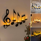 Lysestage med musikalske noter